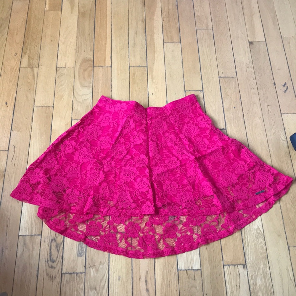Rose pink Abercrombie skirt. Non smoking home.